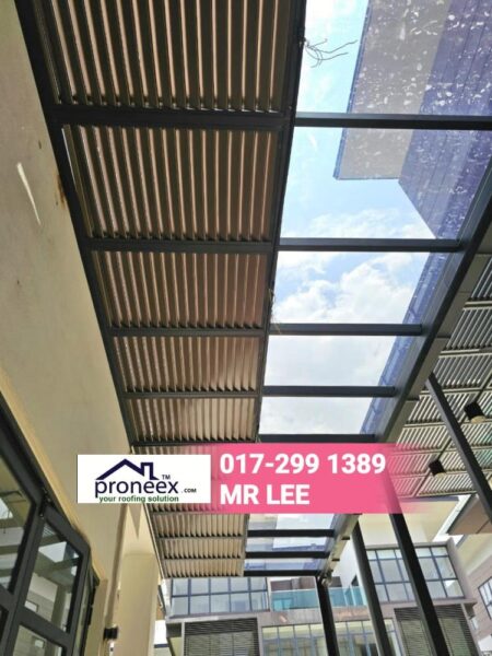 Louvres Roof