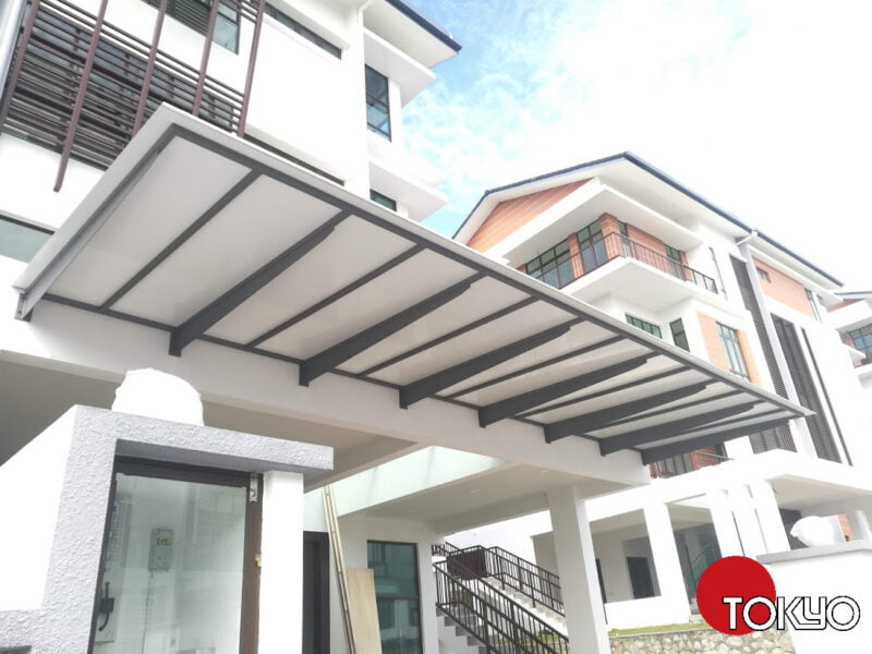 Windows and Awning Installer
